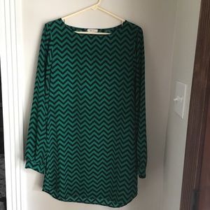 🐝 Everly Chevron green and black tunic/dress